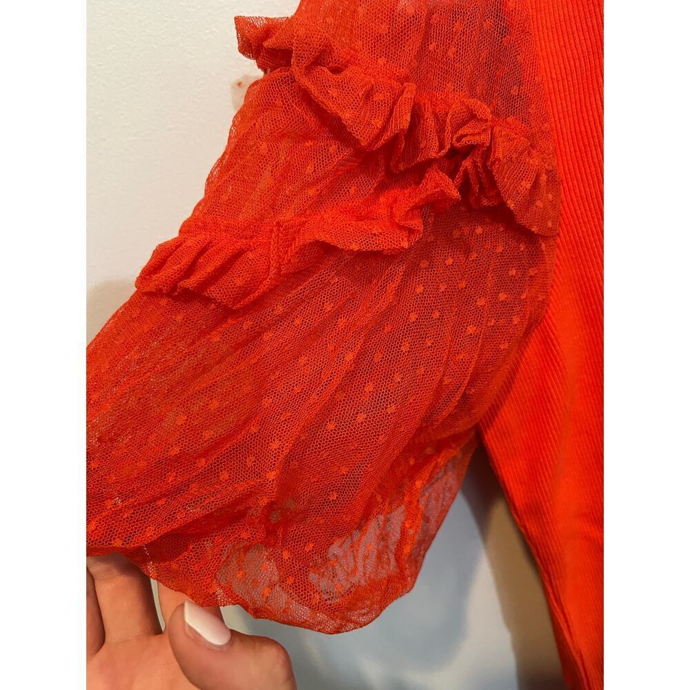 NWT- Anthropology Top retail: $90 - Picture 4 of 5